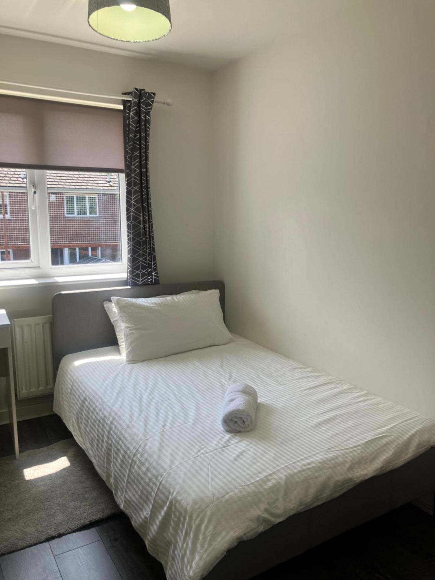 Urban Escape Glasgow Green Free Parking 20Min Walk To City Center ภายนอก รูปภาพ