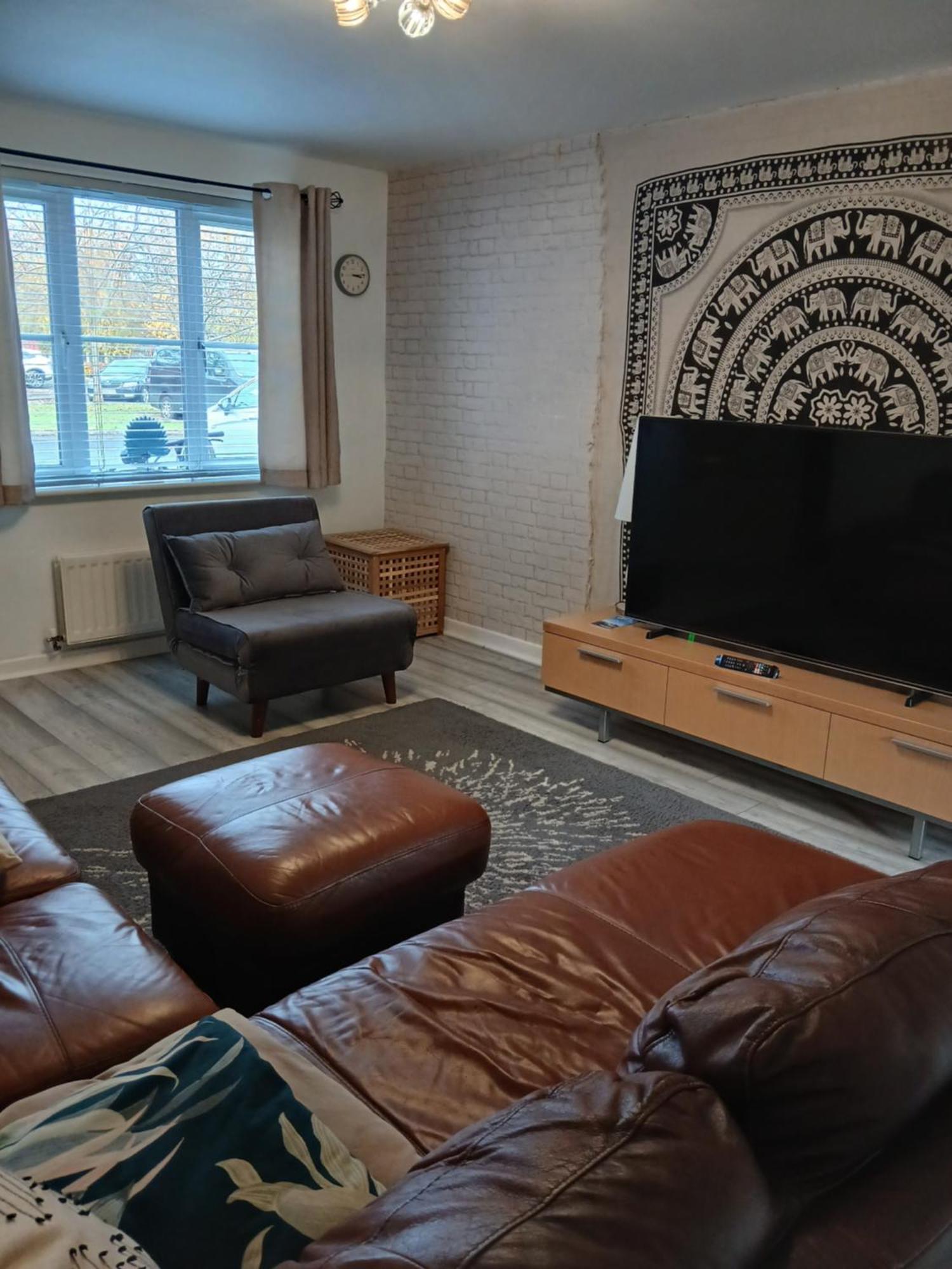 Urban Escape Glasgow Green Free Parking 20Min Walk To City Center ภายนอก รูปภาพ